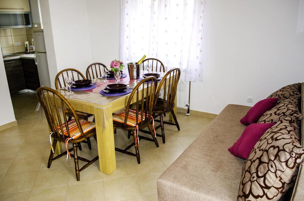 Apartments Zlatka Trogir Zimmer foto